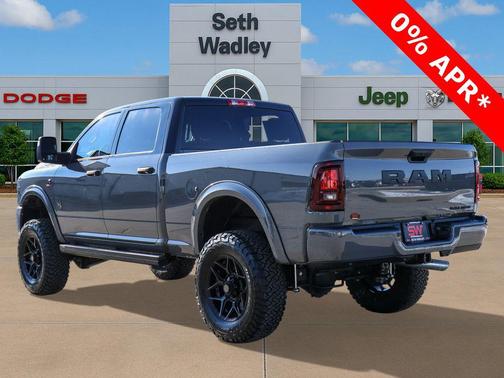 Ceramic Gray Clearcoat 2026 RAM 2500 Big Horn Crew Cab 4x4 6'4' Box