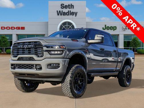 Ceramic Gray Clearcoat 2026 RAM 2500 Big Horn Crew Cab 4x4 6'4' Box