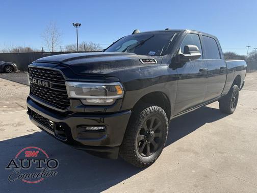 2022 RAM 2500 Big Horn Crew Cab 4x4 6'4' Box