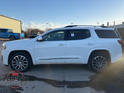 2021 GMC Acadia Denali