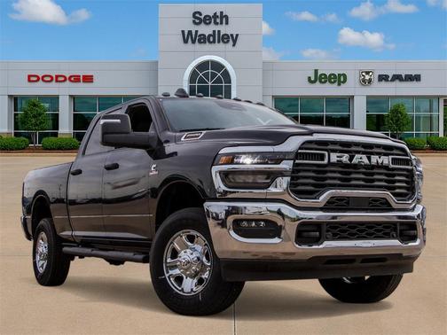 2025 RAM 2500 Tradesman Crew Cab 4x4 6'4' Box