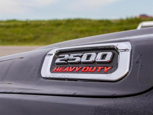 2025 RAM 2500 Tradesman Crew Cab 4x4 6'4' Box