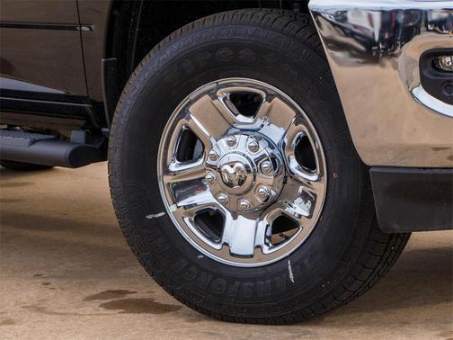 2025 RAM 2500 Tradesman Crew Cab 4x4 6'4' Box