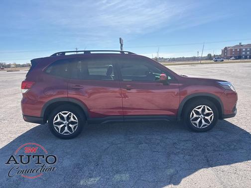 2022 Subaru Forester Premium