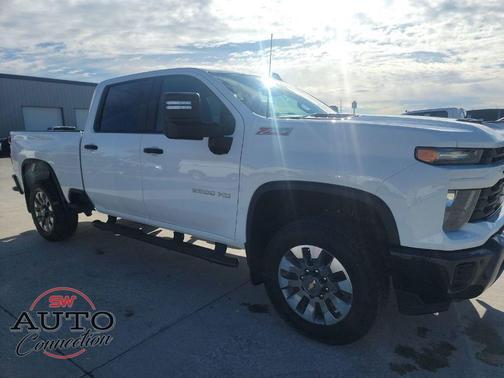 2025 Chevrolet Silverado 2500 Custom