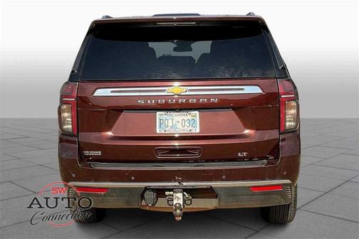 2023 Chevrolet Suburban LT