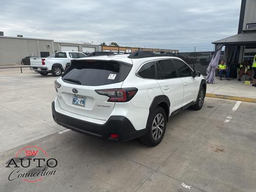 2023 Subaru Outback Premium