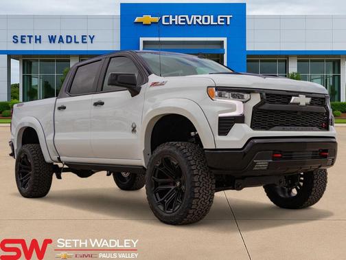 Summit White 2025 Chevrolet Silverado 1500 LT Trail Boss