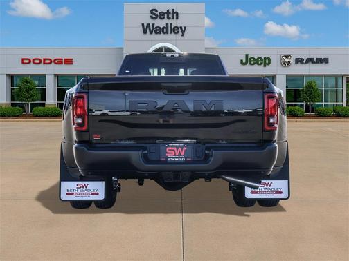 2026 RAM 3500 Tradesman Crew Cab 4x4 8' Box