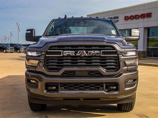 2025 RAM 2500 Big Horn Crew Cab 4x4 6'4' Box