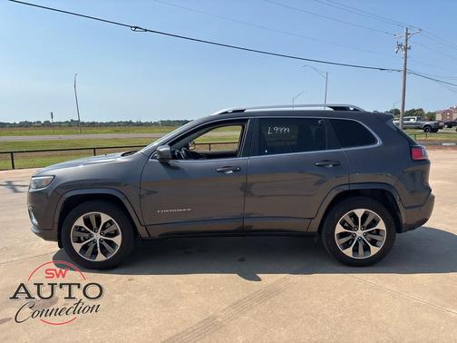 2019 Jeep Cherokee Overland