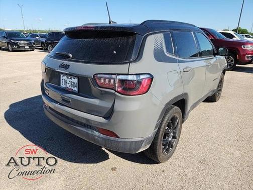 2023 Jeep Compass Latitude