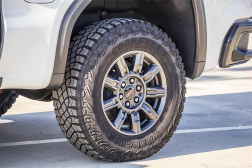 2025 GMC Sierra 1500 AT4X