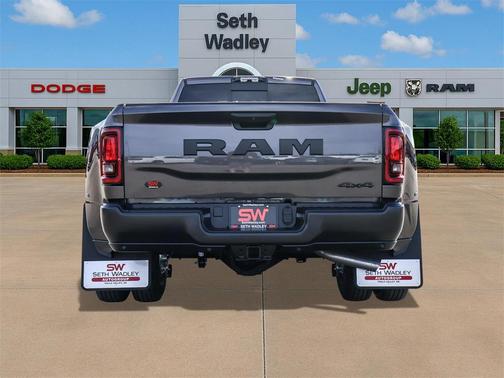 2026 RAM 3500 Tradesman Crew Cab 4x4 8' Box