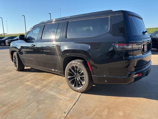 2025 Jeep Grand Wagoneer L Obsidian 4x4