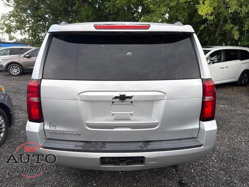 2016 Chevrolet Suburban LS