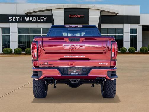 2025 GMC Sierra 1500 AT4
