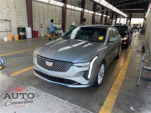 2023 Cadillac CT4 Premium Luxury