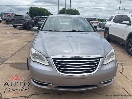 2013 Chrysler 200 LX