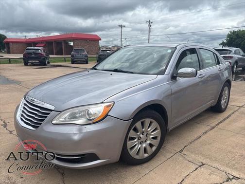 2013 Chrysler 200 LX