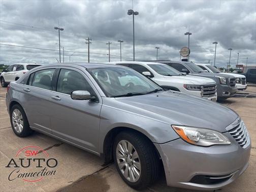2013 Chrysler 200 LX