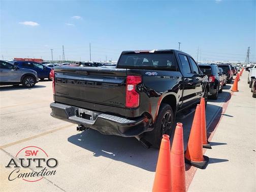2023 Chevrolet Silverado 1500 Custom