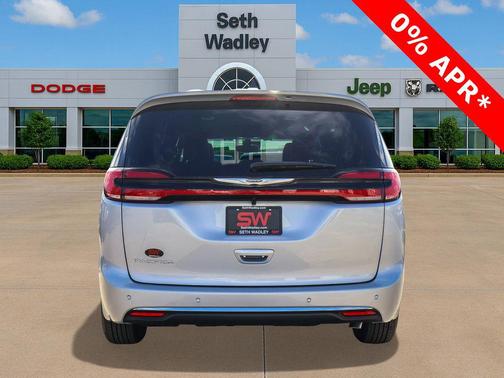 Silver Mist Clearcoat 2026 Chrysler Pacifica L