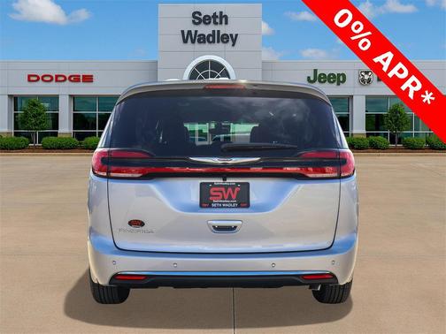 2026 Chrysler Pacifica L