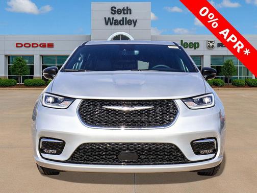 Silver Mist Clearcoat 2026 Chrysler Pacifica L