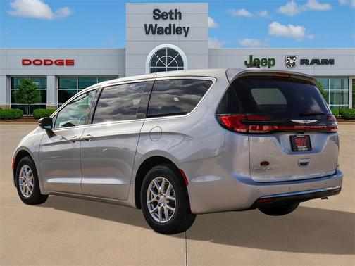 2026 Chrysler Pacifica L