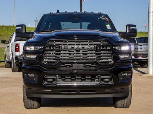 2025 RAM 2500 Big Horn Crew Cab 4x4 6'4' Box