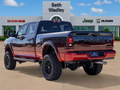 2025 RAM 2500 Big Horn Crew Cab 4x4 6'4' Box