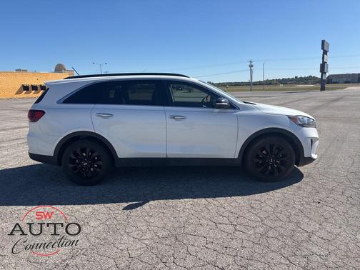 2020 Kia Sorento S