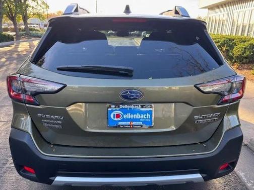 2025 Subaru Outback Touring XT