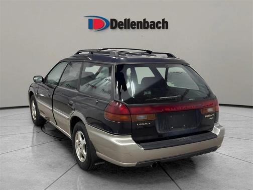 1999 Subaru Legacy Base