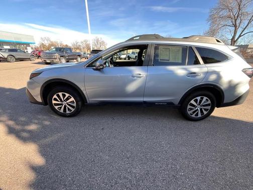 2022 Subaru Outback Premium