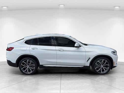 Alpine White 2021 BMW X4 xDrive30i