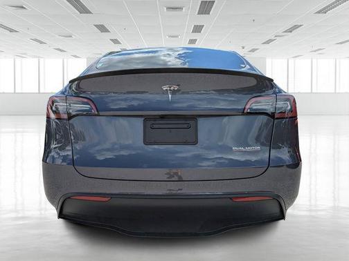 2023 Tesla Model Y Performance Dual Motor All-Wheel Drive