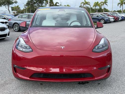2022 Tesla Model Y Performance Dual Motor All-Wheel Drive