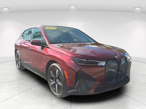 Aventurin Red Metallic 2025 BMW iX xDrive50