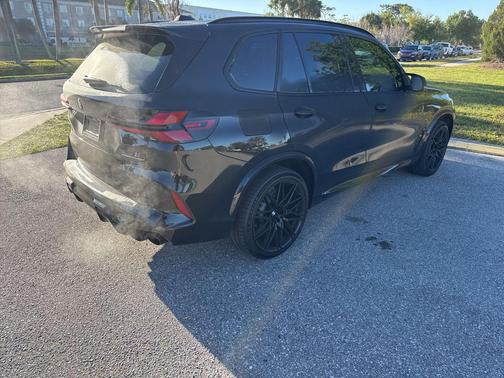 Black Sapphire Metallic 2024 BMW X5 M Base