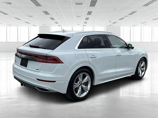 2022 Audi Q8 55 Prestige