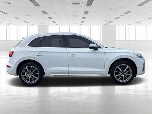 2022 Audi SQ5 3.0T Premium Plus