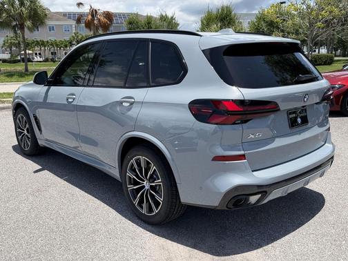 Brooklyn Grey Metallic 2026 BMW X5 xDrive40i