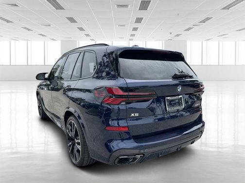 2026 BMW X5 M60i