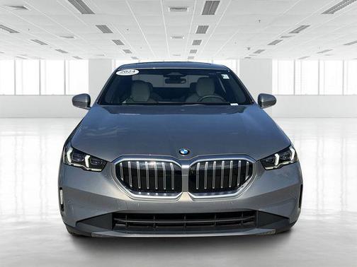 2024 BMW 530 i