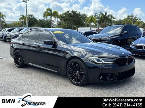 Black Sapphire Metallic 2022 BMW M5 Competition
