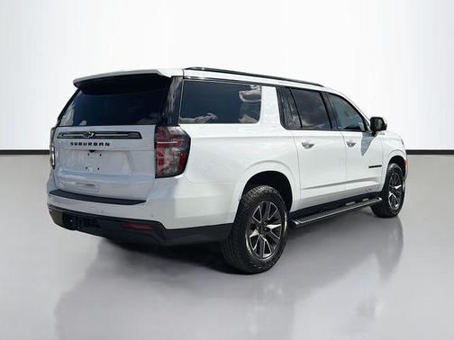 2024 Chevrolet Suburban 4WD Z71