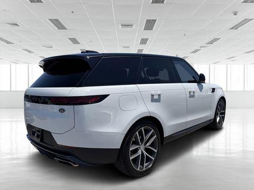 2023 Land Rover Range Rover Sport SE
