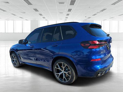 2026 BMW X5 M60i